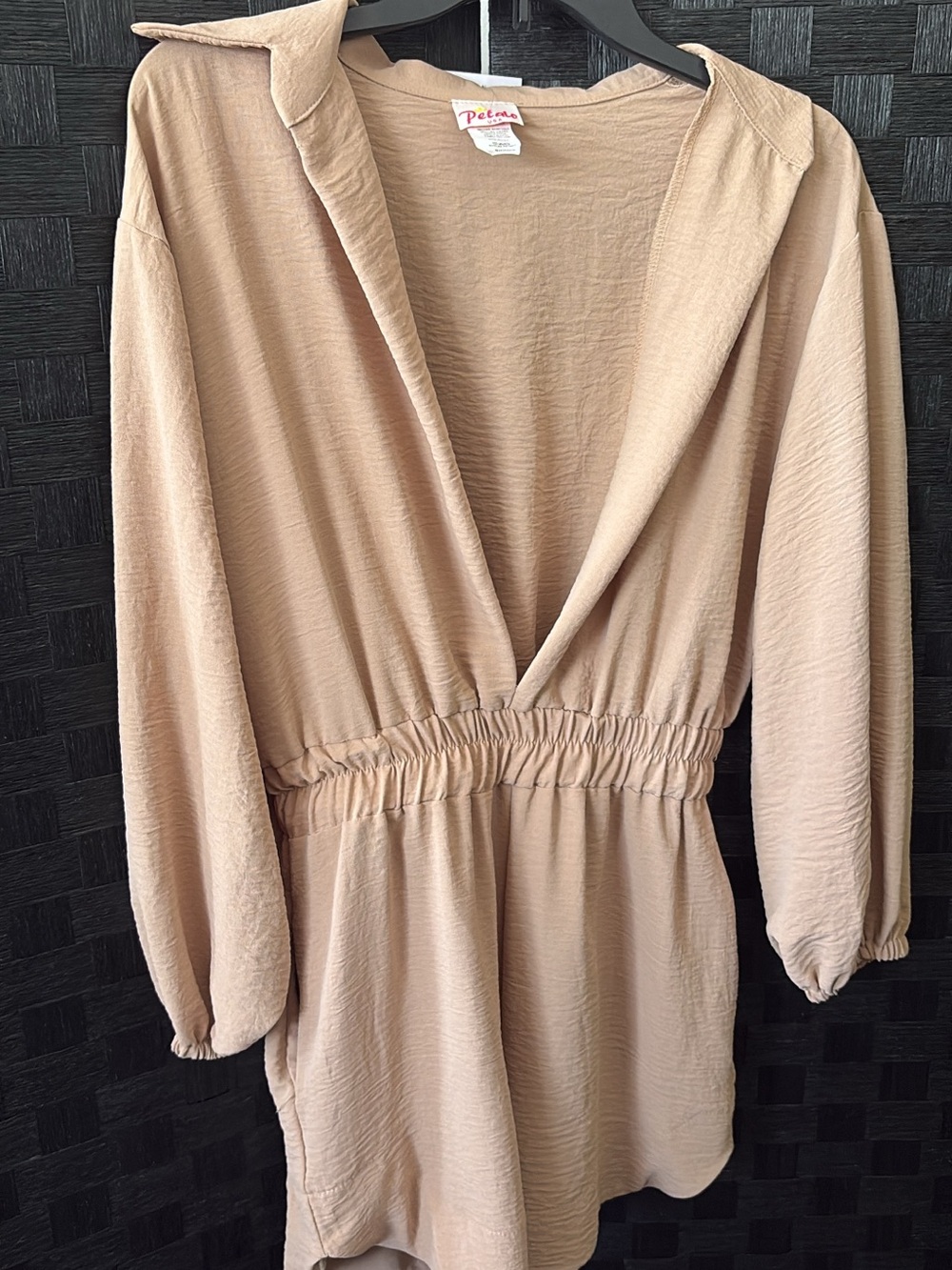 Taupe Long-Sleeve V-Neck Romper - Picture 2 of 2